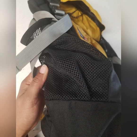 Millet Hiking Backpack Gold & Black - Picture 10 of 10